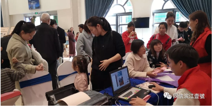 愛心定制抱枕，把幸福抱回家